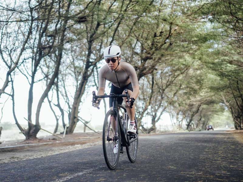 Beginner’s Road Bike Essentials Beginner’s Road Bike Essentials