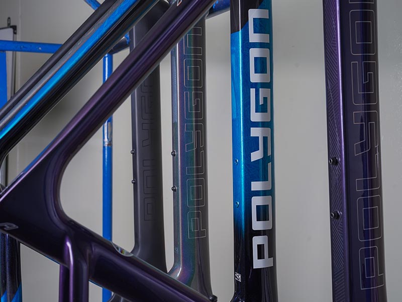 Carbon road bike frame: Eco-friendly and recyclable frame Carbon road bike frame: Eco-friendly and recyclable frame