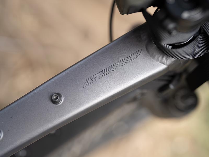 Gravel bike cutting-edge technology Gravel bike cutting-edge technology