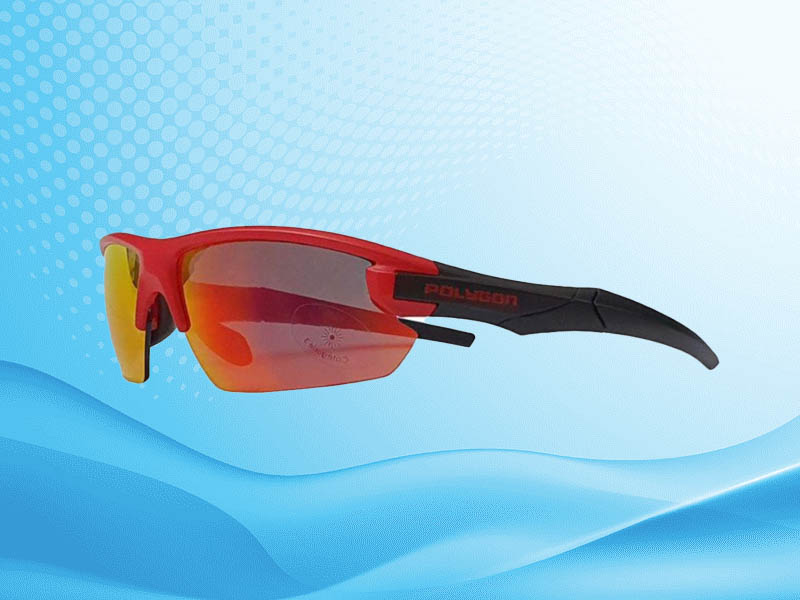 Kacamata sepeda gunung Polygon Age, kecil tapi tangguh Kacamata sepeda gunung Polygon Age, kecil tapi tangguh