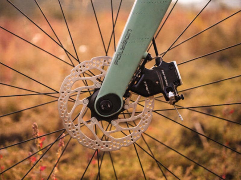 Penampilan sistem rem depan dari sepeda gravel Polygon Penampilan sistem rem depan dari sepeda gravel Polygon