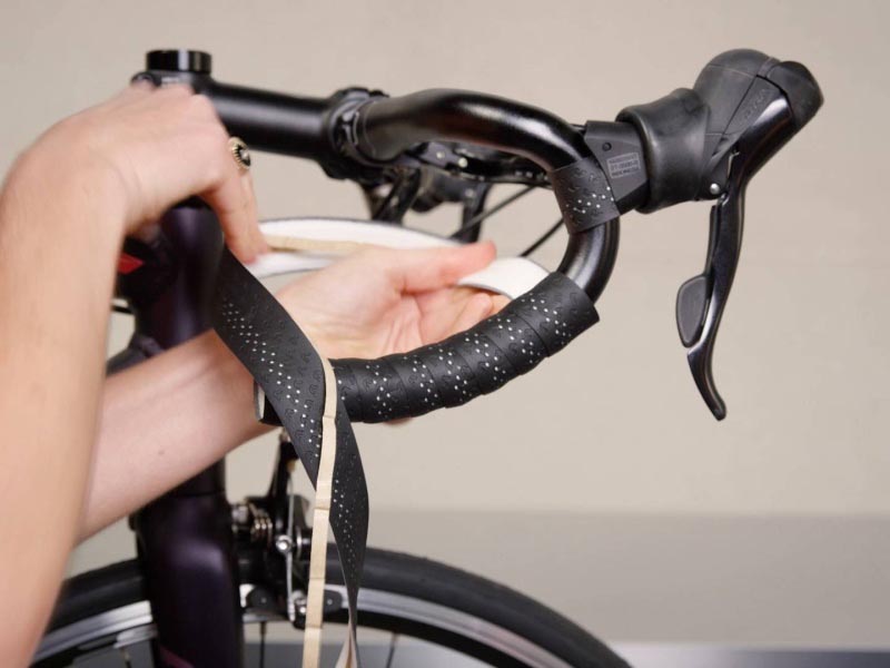 Installing handlebar tape on drop bar road bike Installing handlebar tape on drop bar road bike