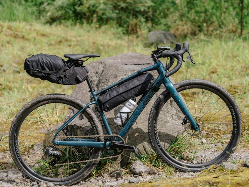 Polygon Bend R9X dengan perlengkapan ridingnya Polygon Bend R9X dengan perlengkapan ridingnya