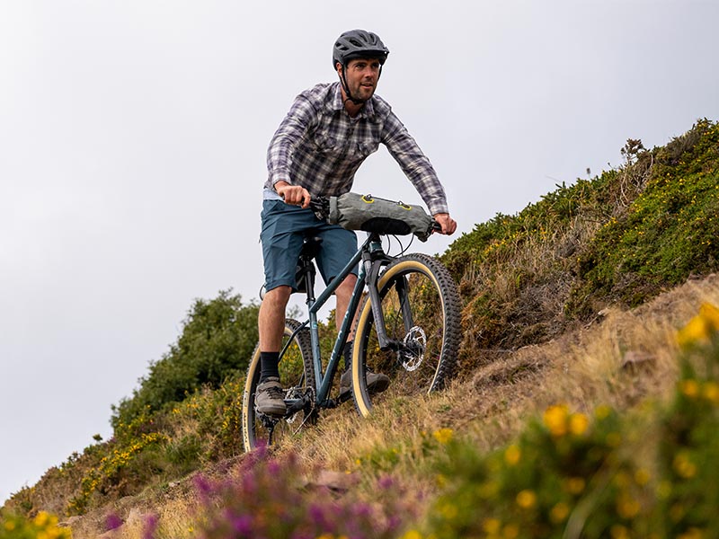 Marin MTB Trail dikendarai pesepeda untuk menakhlukkan perbukitan Marin MTB Trail dikendarai pesepeda untuk menakhlukkan perbukitan