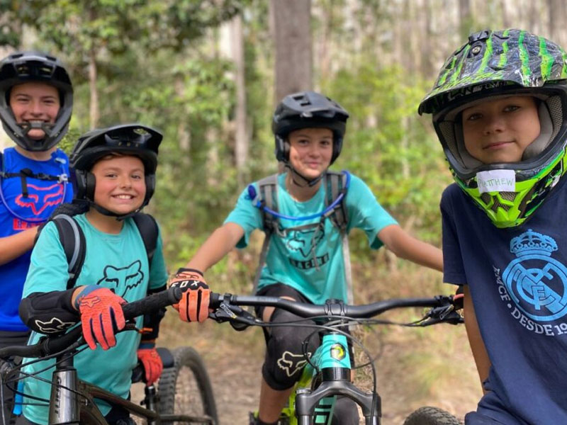 Bersepeda bersama menaikkan keterampilan sosial anak Bersepeda bersama menaikkan keterampilan sosial anak