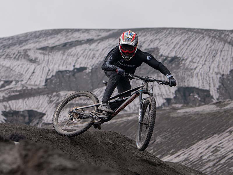 Menjelajahi Dunia Balap Sepeda Gunung Menjelajahi Dunia Balap Sepeda Gunung