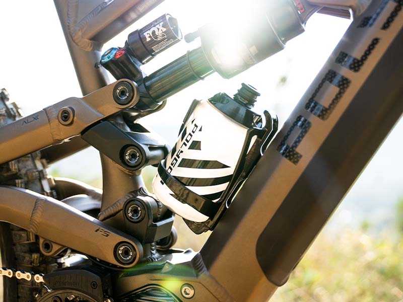 Komponen-Komponen Sepeda Gunung Enduro Komponen-Komponen Sepeda Gunung Enduro