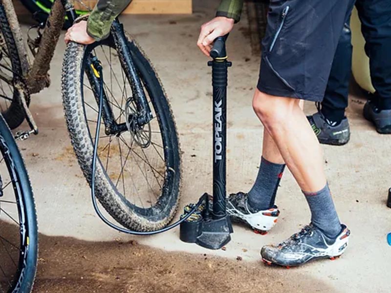 Tutorial Memompa Ban Sepeda Dengan Benar Tutorial Memompa Ban Sepeda Dengan Benar