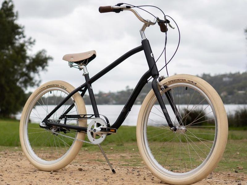 Sepeda wanita Polygon Zenith Town i3 Sepeda wanita Polygon Zenith Town i3