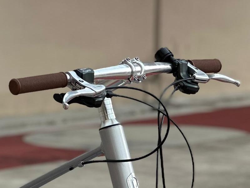 Mengganti handlebar mini velo Mengganti handlebar mini velo