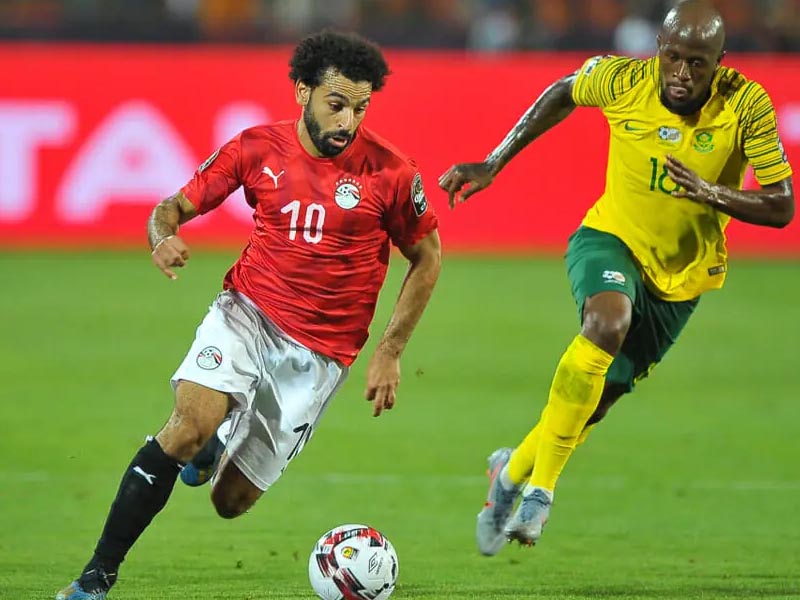 Jersey sepak bola yang ringan dan menyerap keringat Jersey sepak bola yang ringan dan menyerap keringat