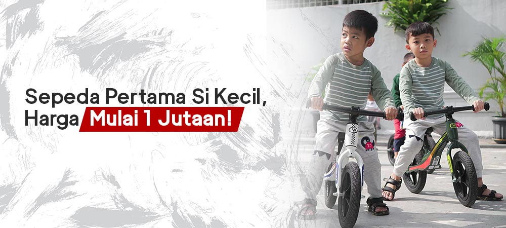 Tahap awal anak belajar naik sepeda Tahap awal anak belajar naik sepeda