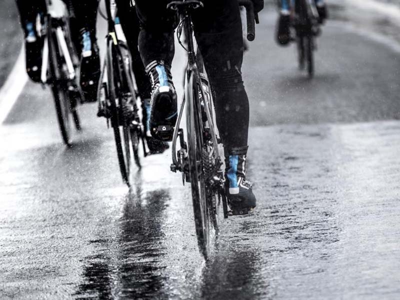 Con of Road Bike Rim Brake Con of Road Bike Rim Brake