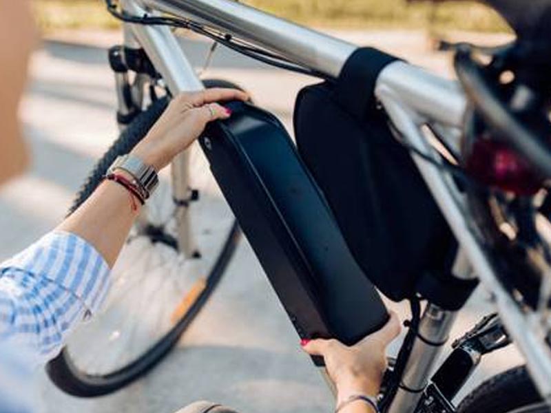 Electric bike battery and charger Electric bike battery and charger