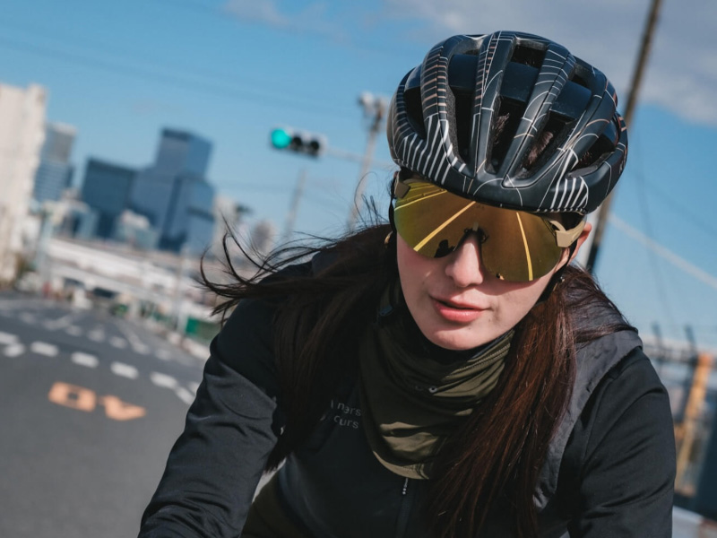 Stylish cycling helmets & sunglasses Stylish cycling helmets & sunglasses