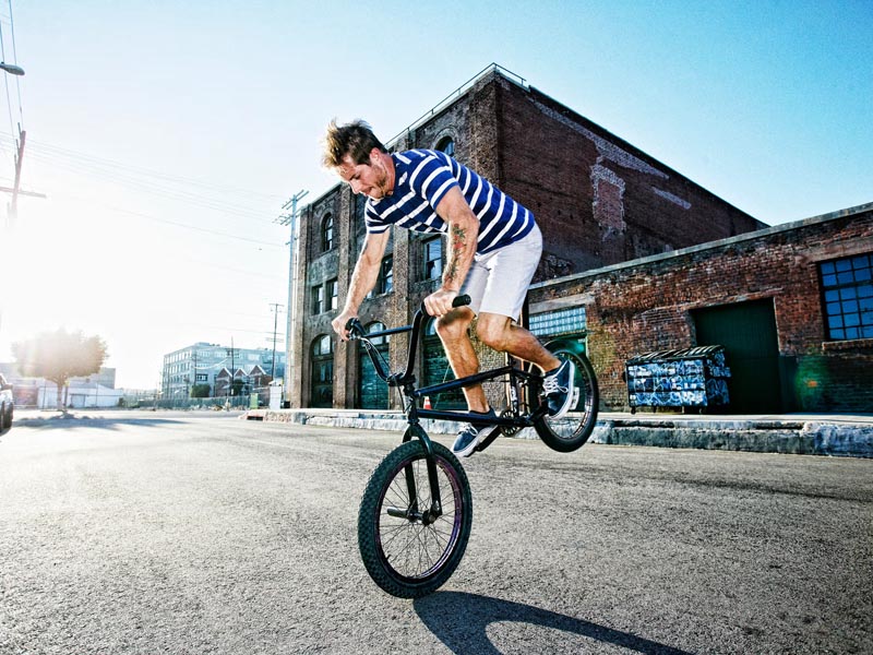 Basic BMX Tricks: Endo Basic BMX Tricks: Endo