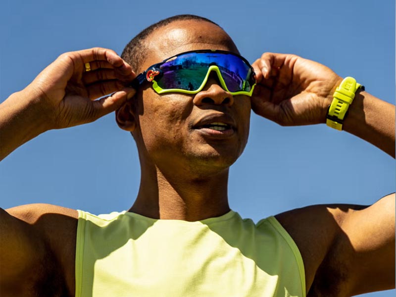 Morning run together using a sunglasses Morning run together using a sunglasses