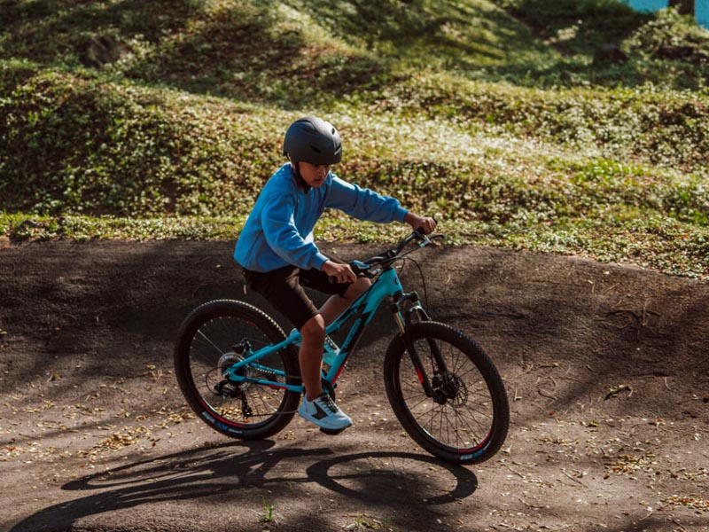 Kids riding style, MTB Kids riding style, MTB