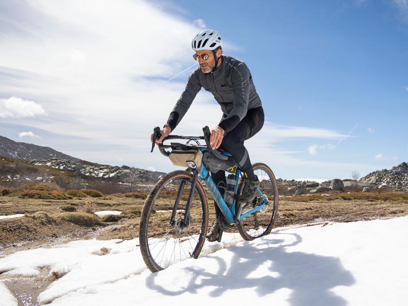 Gravel bikes, conquer any weather and any terrain Gravel bikes, conquer any weather and any terrain