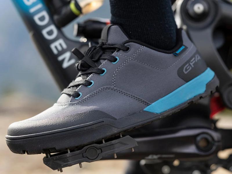 Wearing stylish MTB shoes Wearing stylish MTB shoes