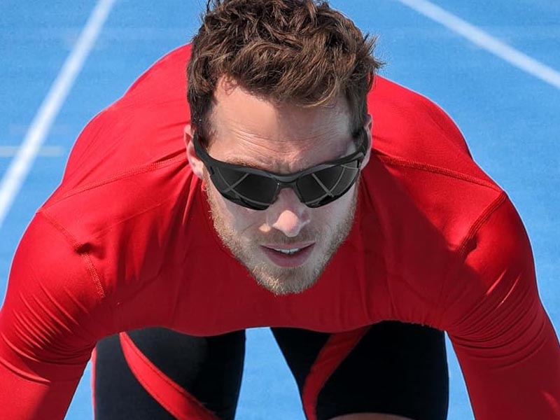 Running sunglasses offer better stability & fit Running sunglasses offer better stability & fit